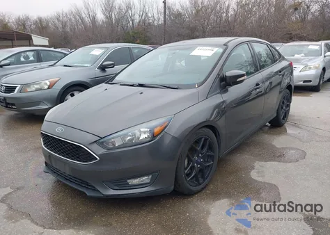 2016 Ford Focus Se z USA, uszkodzony, nr VIN 1FADP3F23GL275187